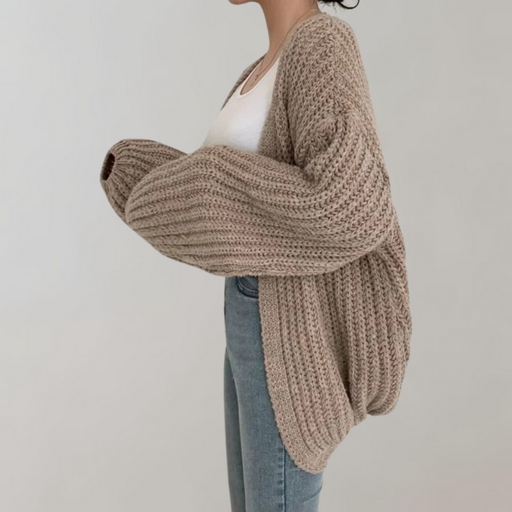 Zeynep |  Bequeme langärmelige Strickjacke für Frauen