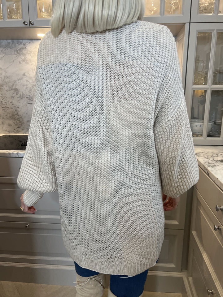 Zephyrielle | Kurzstrick-Cardigan mit Ballonärmeln