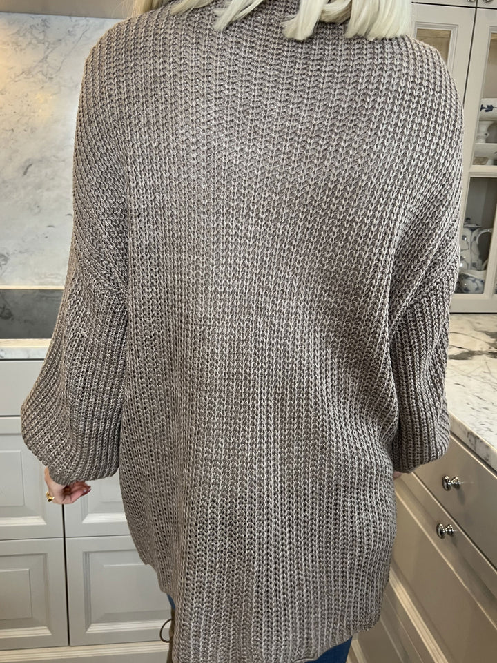 Zephyrielle | Kurzstrick-Cardigan mit Ballonärmeln