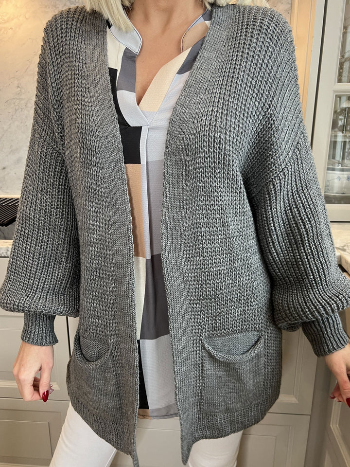 Zephyrielle | Kurzstrick-Cardigan mit Ballonärmeln